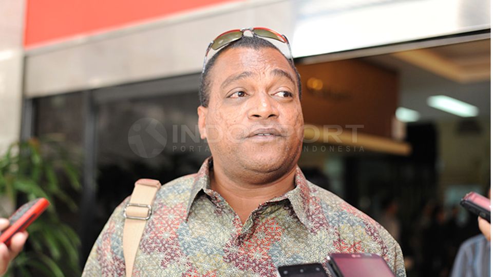 Anggota DPRD Papua, Jack Komboy saat ditemui di kantor Kementrian Pemuda dan Olahraga, Senayan, Jakarta, Kamis (28/05/15). Copyright: &copy; Ratno Prasetyo/INDOSPORT